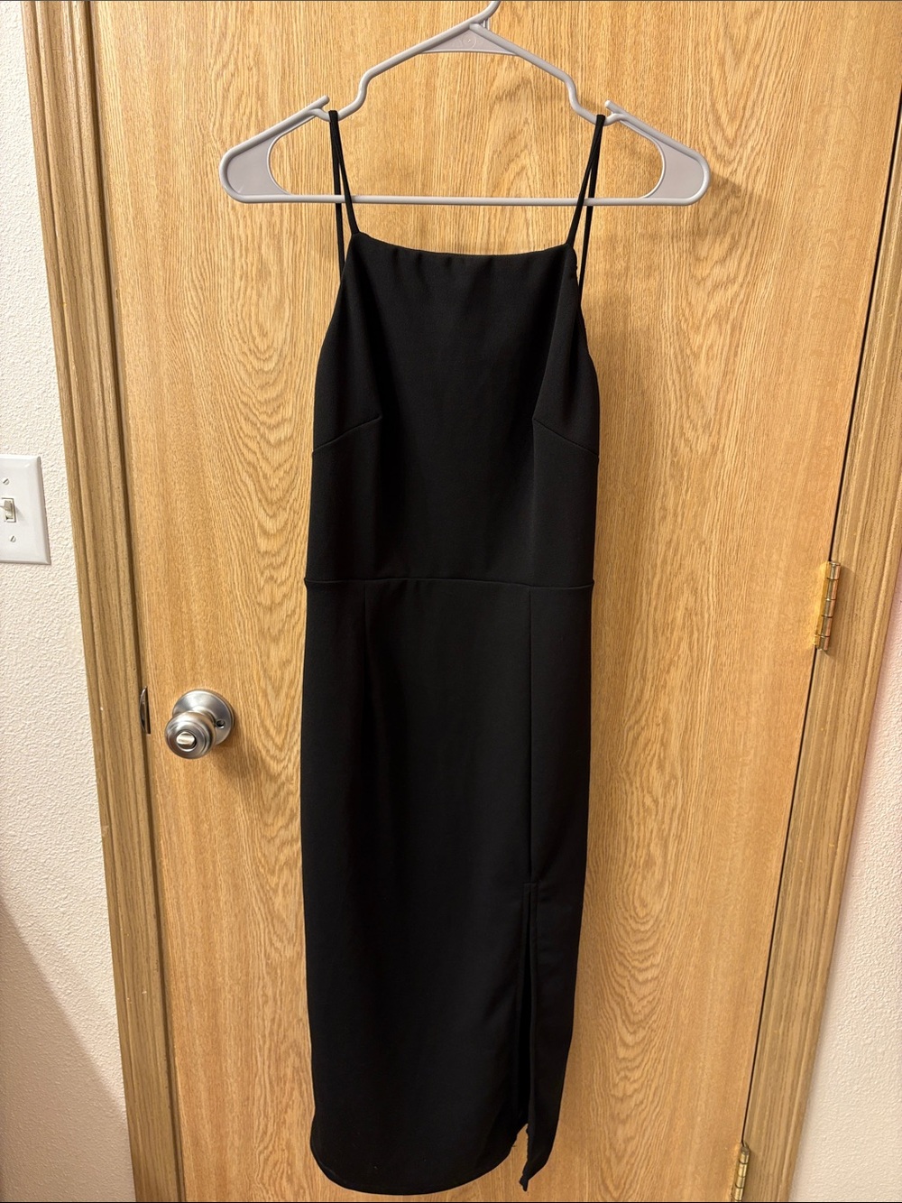 Lulus Classic Black Spaghetti-Strap Midi Dress
